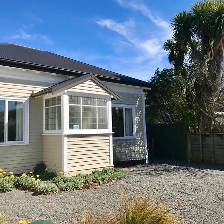 Albemarle Villa - Christchurch Holiday Homes Exteriör bild