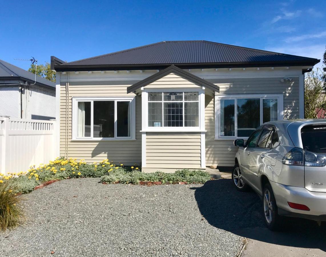 Albemarle Villa - Christchurch Holiday Homes Exteriör bild